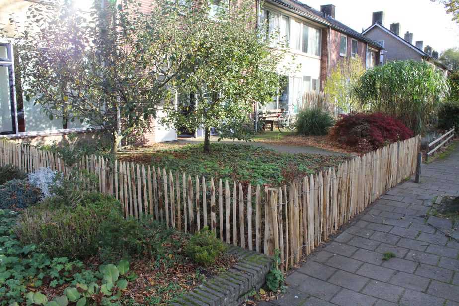 Staketenzaun aus Kastanie 80 cm Adequat