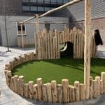 Speeltoestel kastanje houten palen