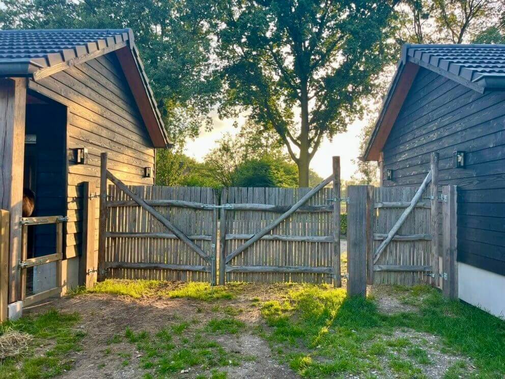 Holztor Sichtschutz selber bauen