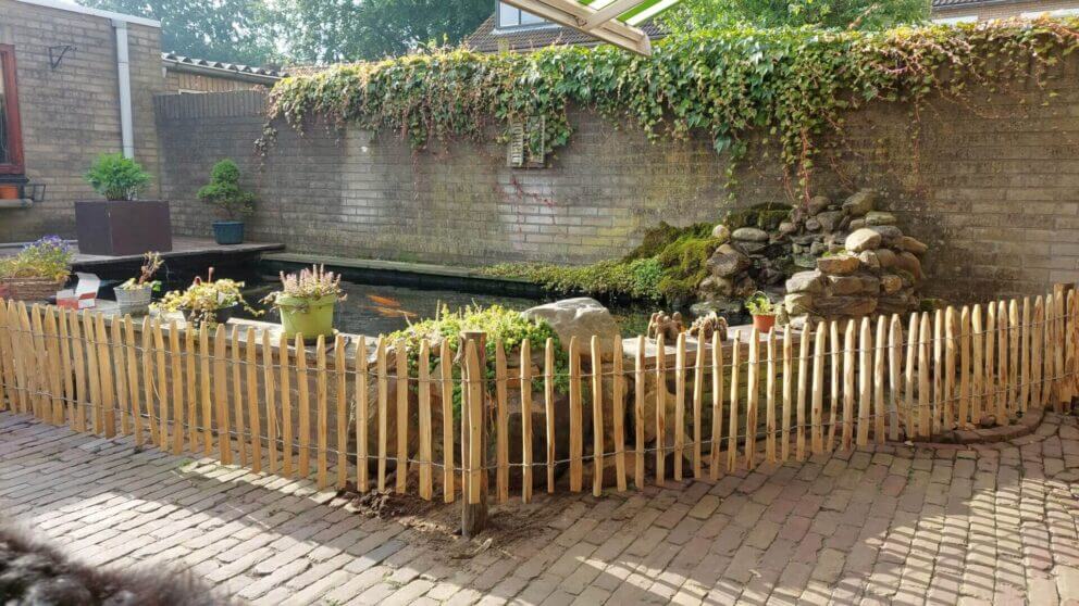 Teich Zaun Holz 50 cm hoch mit 4 cm Lattenabstand