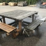 Houten tuinmeubel schoonmaken