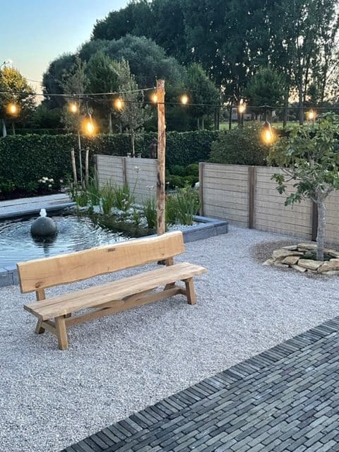 Eiken tuinbank op maat gemaakt en kastanjepalen 10-12 350 en 400 cm