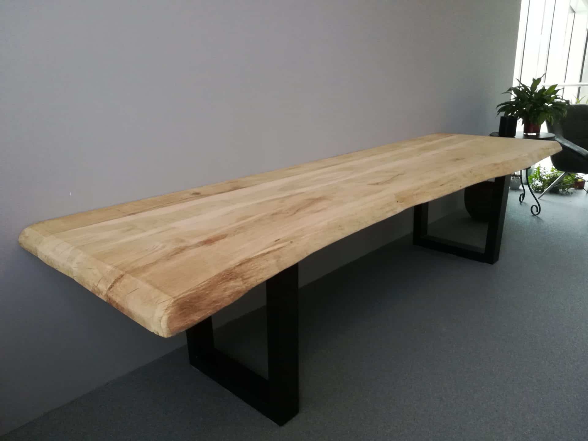 Wij maken graag een eikenhouten tafel op maat voor u! Adéquat